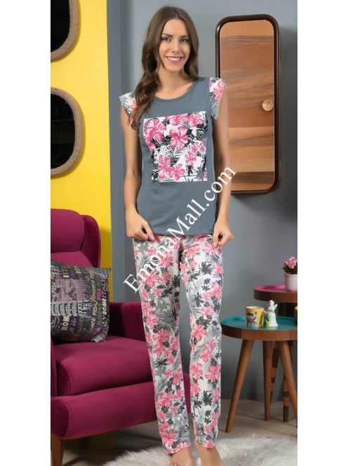 Дамска пижама с цветя