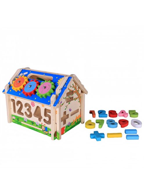 Детска дървена занимателна къщичка с цифри и часовник