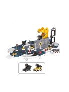 Детски паркинг с писта за спускане и две коли