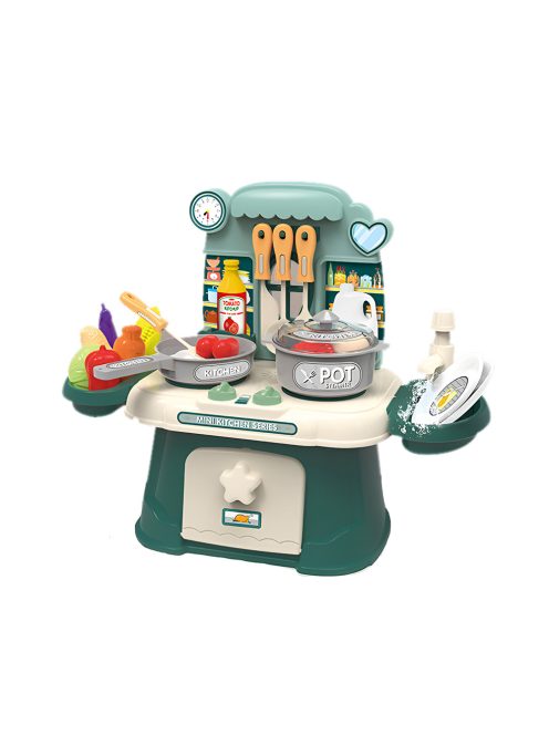 Кухня със светещи котлони и мивка с течаща вода 